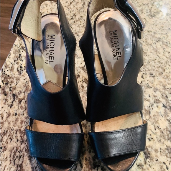 Michael Kors Heels - Picture 2 of 8